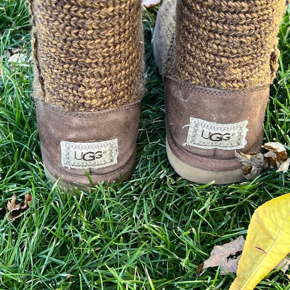 UGG‎ Australia Classic Cardi Knit Button Boots Heather Tamarind/Brown